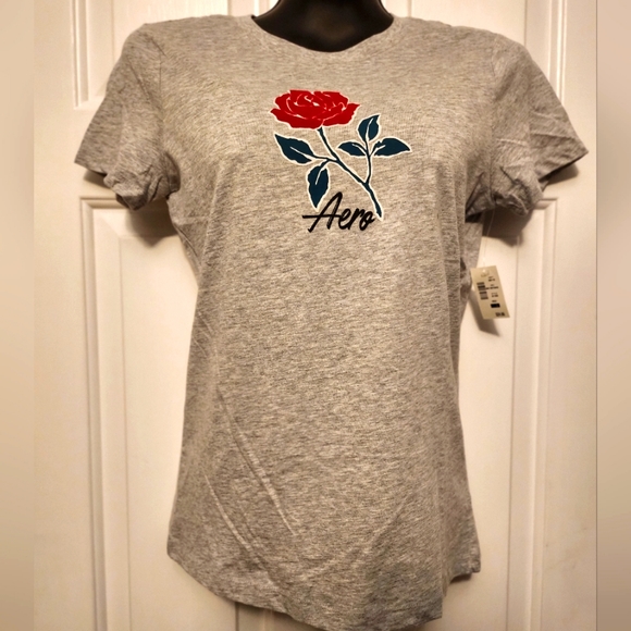 Aeropostale graphic tee - Picture 1 of 2
